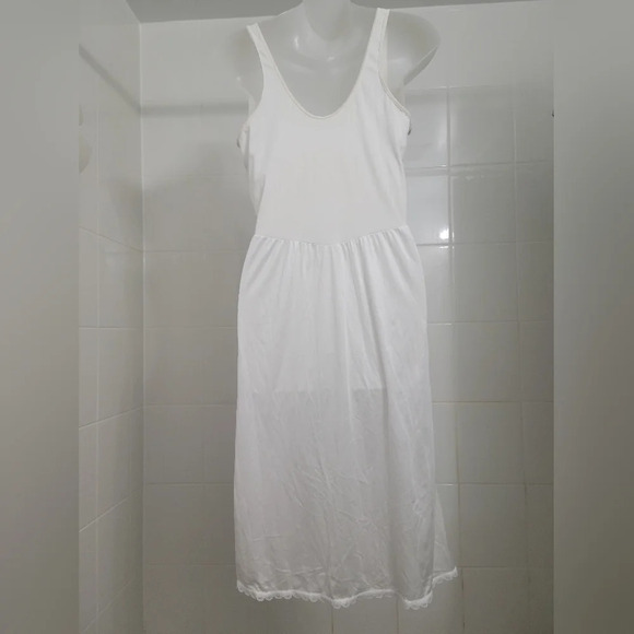 Vintage  Warners White Slip - Picture 6 of 7